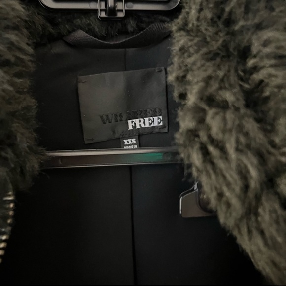 Aritzia Wilfred fur jacket - Picture 2 of 3